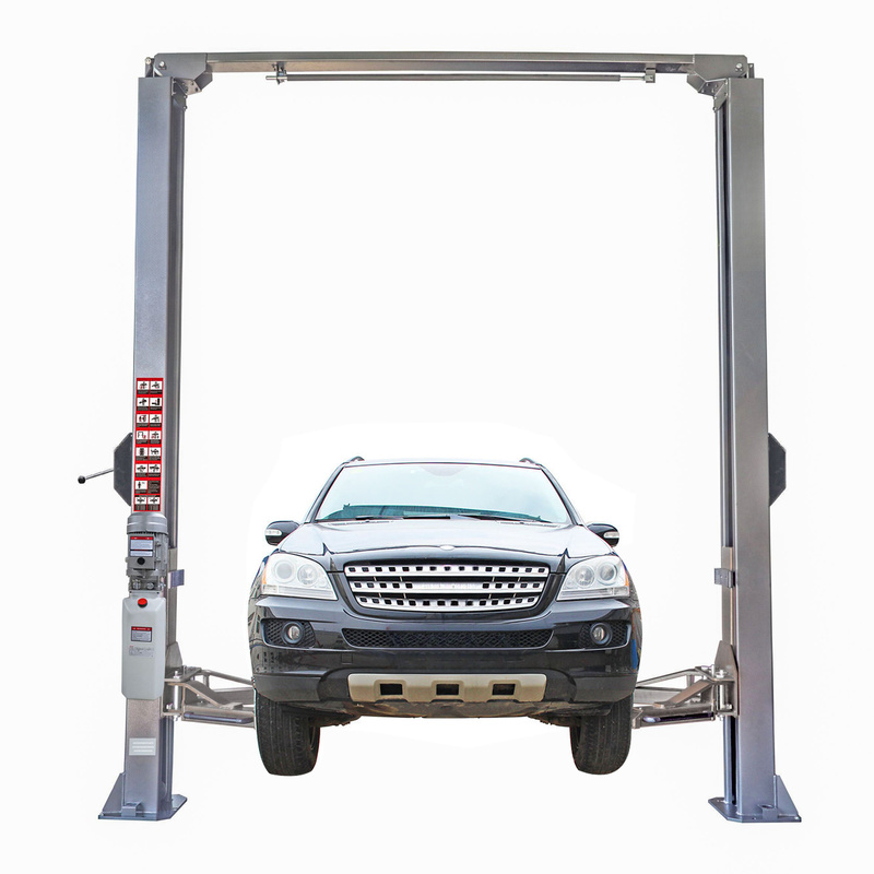 Car Lift - kg積載能力を持つ車両用リフト。電動油圧式、2本柱式。